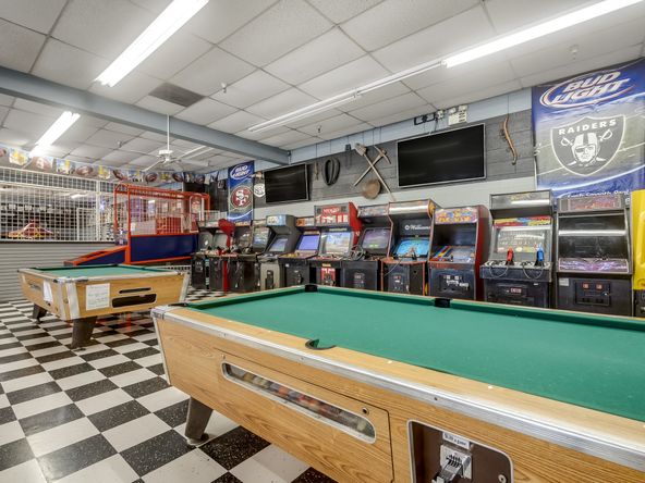 Highly Established Turn Key Pizza Planet-Video World in Selma, CA: 1900 Floral Ave, Selma, CA 93662
